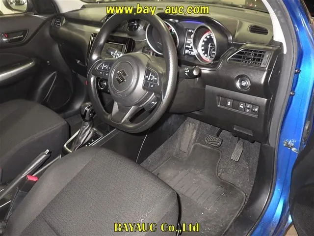 SUZUKI SWIFT 2023